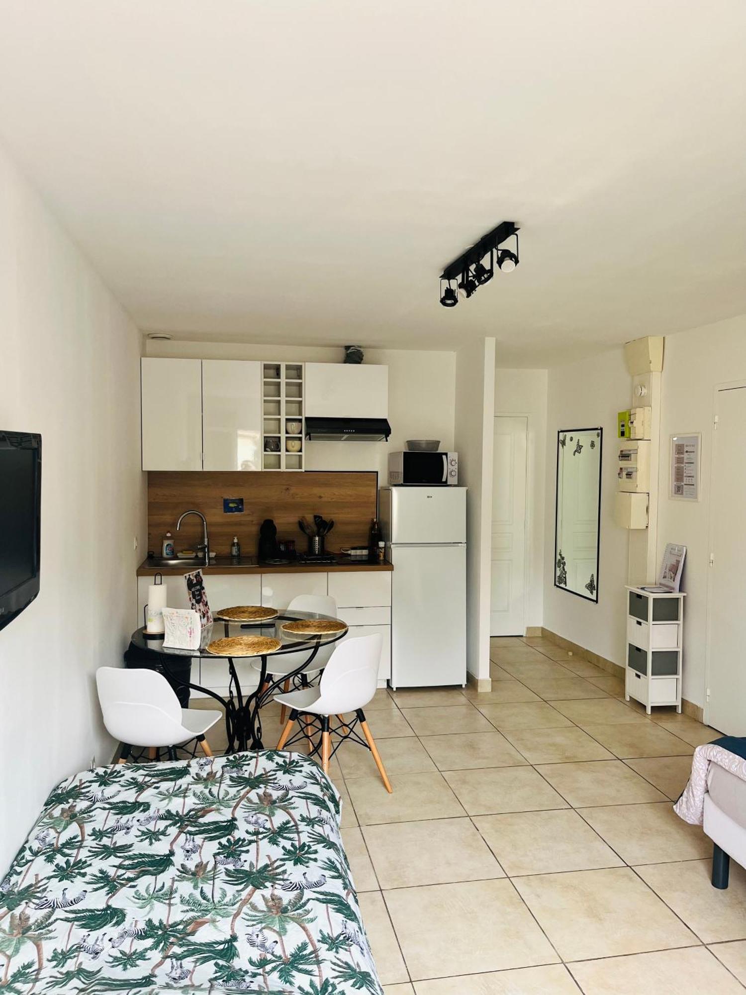 Ferienwohnung Le Chaleureux - Disneyland, Parking Gratuit Montry Exterior foto